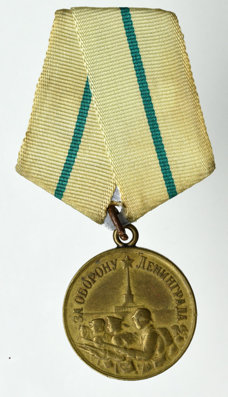 ZSRR, Medal Za obronę Leningradu Mocno znoszony egzemplarz. Pierwsza wersja meda...