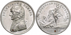 Deutsche Medaillen. 
Personenmedaillen. 
Napoleon I. Bonaparte (1769-1821). Zinnmed. mit Kupferstift 1801, unsign., auf den Konsul Bonaparte und den...
