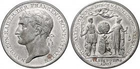 Deutsche Medaillen. 
Personenmedaillen. 
Napoleon I. Bonaparte (1769-1821). Zinnmed. mit Kupferstift 1807, unsign., auf den Frieden von Tilsit am 9....