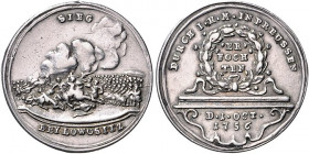 Deutsche Medaillen. 
Brandenburg-Preußen. 
Friedrich II. 1740-1786. Silbermed. 1756, unsign. (v. Kittel), auf den Sieg bei Lobositz, Schlachtszene/S...