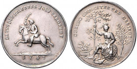 Deutsche Medaillen. 
Brandenburg-Preußen. 
Friedrich II. 1740-1786. Silbermed. 1763, unsign. (von Kittel), auf den Friede von Hubertusburg, reitende...