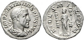 Römische Münzen. 
Kaiserzeit. 
Maximinus I. Thrax 235-238. Denar, 2,49 g, Rom, belorb., drap. u. gepanz. Bü. re./Fides mit zwei Feldzeichen n. li. s...