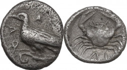 Sicily. Akragas. AR Litra, circa 450-440 BC. Obv. AK-PA (retrograde). Eagle standing left on Ionic capital. Rev. Crab; ΛI (mark of value) below. HGC 2...