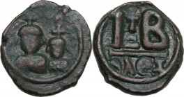 Heraclius, with Heraclius Constantine (610-641). AE 12 Nummis, Alexandria mint, 613-618. Obv. Crowned and draped busts facing side by side. Rev. Large...