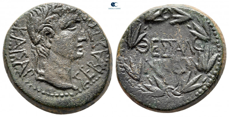 Macedon. Thessalonica. Tiberius AD 14-37. 
Bronze Æ

23 mm, 10,33 g

[ΤΙ] Κ...