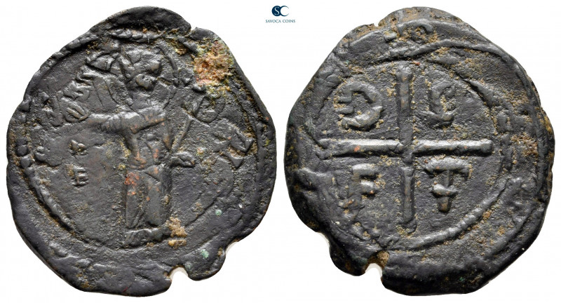 Tancred AD 1101-1103. Antioch
Follis Æ

23 mm, 4,64 g

St. Peter standing f...