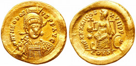 Theodosius II, AD 402-450. Gold Solidus (4.44g)