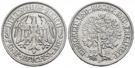 Germany. 5 reichsmark. 1931. München. D. (Km-56). Ag. 24,95 g. Scarce. VF/Choice VF. Est...100,00. 

Spanish description: Alemania. 5 reichsmark. 19...