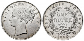 British India. Victoria Queen. 1 rupee. 1840. Mumbai. (Km-457.3). Ag. 11,66 g. 19 berries and small diamonds. XF. Est...50,00. 

Spanish description...
