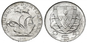 Portugal. 2 1/2 escudos. 1933. (Km-580). (Gomes-30.02). Ag. 3,60 g. Scarce in this grade. Plenty of original luster. Mint state. Est...100,00. 

Spa...
