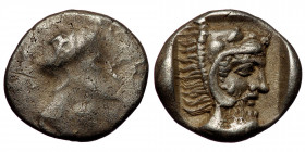 LYCIA, Telmessos. Circa 410-390 BC. AR Diobol ( silver. 1.53 g. 13 mm ). 
Helmeted head of Athena right.
Rev: Bearded head of Herakles right, wearing ...