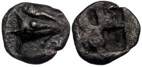 Mysia. Kyzikos 520-480 BC. AR Hemiobol ( Silver. 0.28 g. 8 mm)
Head of tunny fish left.
Rev: Quadripartite incuse square
Von Fritze, Kyzikos IX, 34...