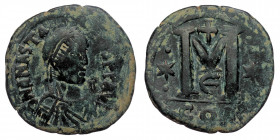 ANASTASIUS I (491-518) AE Follis. Constantinople. ( Bronze. 19.35 g. 33 mm)
D N ANASTASIVS P P AVG - Diademed, draped and cuirassed bust right.
Rev: L...
