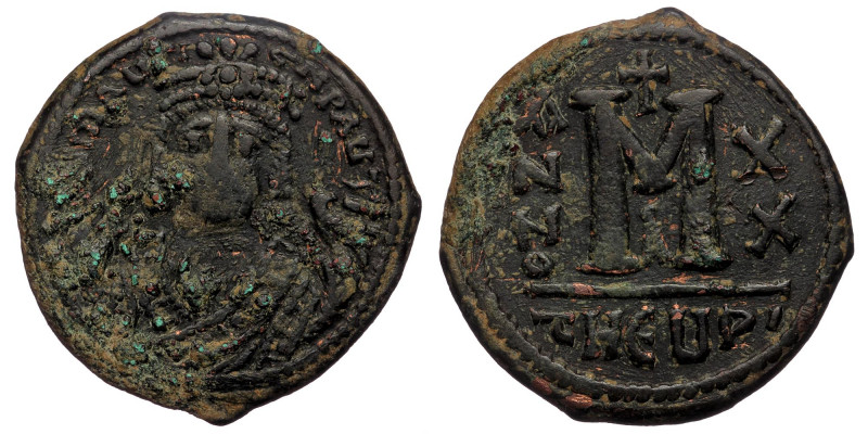 Mauricius Tiberius (582-602) AE Follis, Theoupolis (Antiochia), Bronze. 11.16 g....