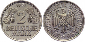 Germany - FRG 2 Mark 1951 D
KM# 111; Copper-Nickel 6.94 g.; Mint: Munich; XF-AUNC