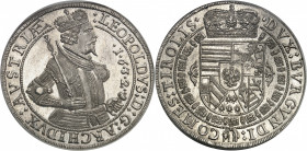 Léopold Ier (1618–1632). Thaler 1632, Hall.
PCGS MS64 (38998629).
Av. :LEOPOLDVS: D: G: ARCHIDVX: AVSTRIÆ. Buste cuirassé et couronné à droite, tena...