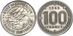 Ahmadou Ahidjo (1960-1982). Pré-série sans le mot ESSAI de 100 francs antilopes par Bazor 1965, Paris.
PCGS SP64 (42111071).
Av. ETAT DU CAMEROUN / ...
