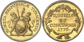 Zurich (canton de). 2 ducats 1776.
PCGS MS63+ (39807279).
Av. MONETA REIPUBLICÆ TURICENSIS. Écu posé sur un entablement et soutenu par deux lions te...