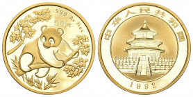 CHINA und Südostasien China Volksrepublik, seit 1949
50 Yuan 1/2 Unze GOLD 1992. Panda auf Baum.fast Stempelglanz ohne Plastik