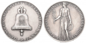 BERLIN, STADT
Medaille 1936 (Stempel von Karl Roth), offizielle Erinnerungsmedaille auf die Olympischen Sommerspiele des Jahres. Stehende weibliche Fi...