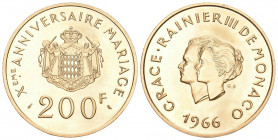MONACO. Rainier III. 1949-2005. 200 Francs 1966, Paris. 10. Hochzeitstag des Fürstenpaares. 32.05 g. Gadoury MC167. Schl. 32. Fr. 32. unzirkuliert