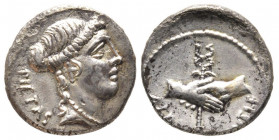 D. Junius Brutus Albinus.
Denarius, Rome, environ 48 avant J.-C., AG 3.82 g. Ref : Crawford 450/2, Syd-942
Conservation : Superbe