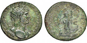 Hadrianus 117-138
Dupondius, Rome, AE 10.51 g.
Avers : IMP CAESAR TRAIANVS HADRIANVS AVG
Buste radié d'Hadrien à droite, drapé sur l'épaule gauche
Rev...