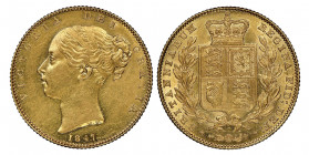 Victoria 1837-1901
Sovereign, London, 1847, AU 7.98 g.
Ref : Fr. 387e, S.3852
Conservation : léger nettoyage à l'avers sinon presque FDC