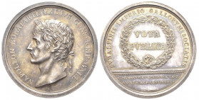 Médaille en argent pour rattachement du Piémont à la France, 1802 (an 11), Turin, AG 65,27g. 49,2mm opus Lavy
Avers : NAPOLEON BONAPARTE PRIMVS CONS•R...