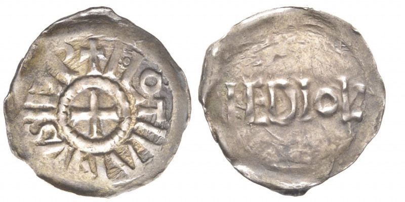 Lotario I 840-855
Denaro, Milano, AG 1.63 g. 
Avers : HLOTHARIVSIMP Croce patent...