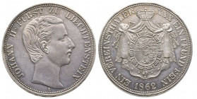 Liechtenstein
Johann II 1858-1929
Taler , Vienne, 1862-A , AG 18.47 g.
Ref : KM#Y1, Dav-215, Divo-87, Thun-468
Conservation : Superbe. 
Quantité : 1.9...