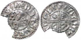 England. Aethelred II 978-1016. AR Penny (19mm, 0.81g). Crux type (BMC iiia, Hild. C). Lincoln(?) mint; moneyer Grimr. Struck circa 991-997. +ÆÐELRED ...