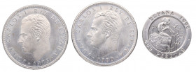 1975 y 80,y 1996. Juan Carlos I (1975-2014). 2 monedas de 100 y 1 de 200 pesetas . SC. Est.15.