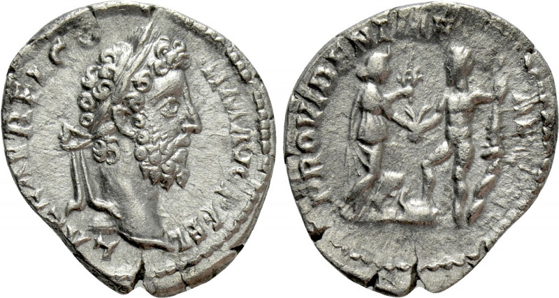 COMMODUS (177-192). Denarius. Rome. 

Obv: L AEL AVREL COMM AVG P FEL. 
Laure...