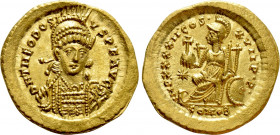 THEODOSIUS II (402-450). GOLD Solidus. Constantinople