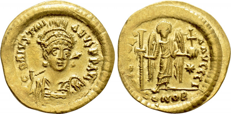 JUSTINIAN I (527-565). GOLD Solidus. Constantinople. 

Obv: D N IVSTINIANVS P ...