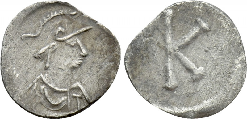 ANONYMOUS. Time of Justinian I (527-565). Half Siliqua. Constantinople. 

Obv:...