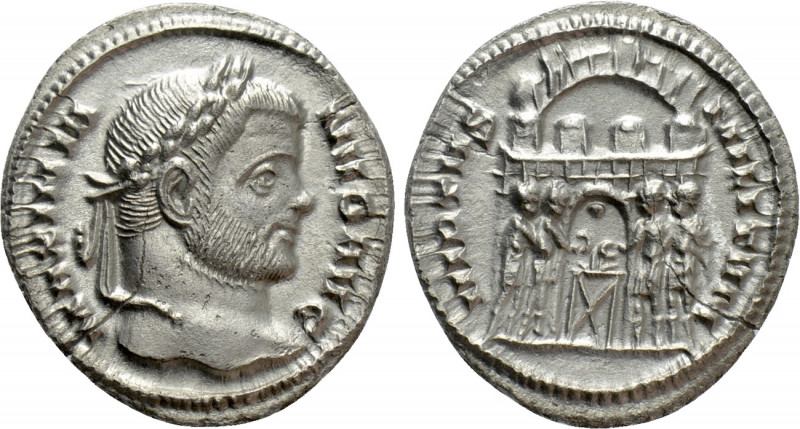 MAXIMIANUS HERCULIUS (286-305). Argenteus. Siscia. 

Obv: MAXIMIANVC (sic) AVG...