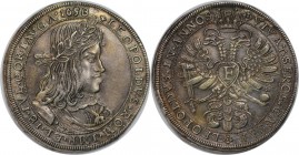 Altdeutsche Münzen und Medaillen, FRANKFURT AM MAIN, STADT. Krönungsmünze zu 1/3 Taler 1658, Krönung Leopolds im Kaiserdom St. Bb. des Kaisers mit Lor...