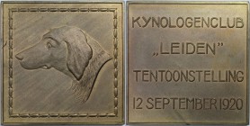 Medaillen und Jetons, Hundesport / Dog sports. Liedel Kennel Klub. Medaille 1920. Plakette. "KYNOLOGENCLUB "LEIDEN" TENTOONSTELLING 12 SEPTEMBER 1920"...