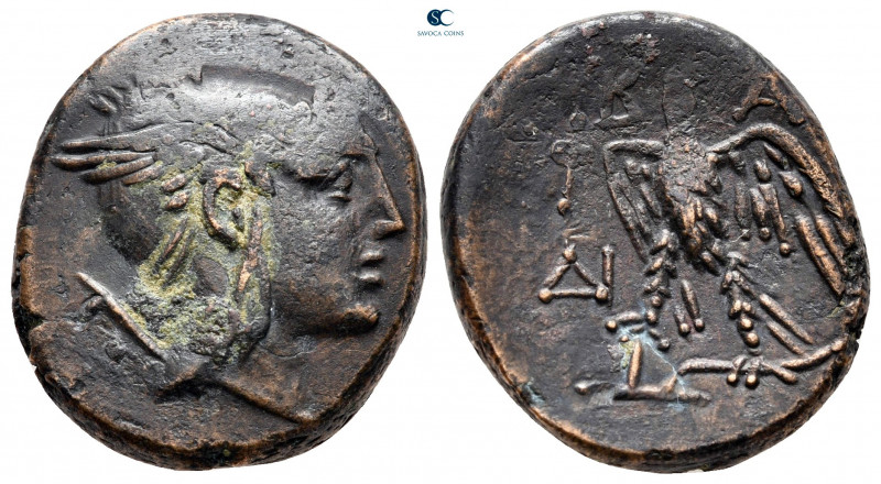 Kings of Macedon. Uncertain mint. Perseus 179-168 BC. 
Bronze Æ

22 mm, 8,55 ...