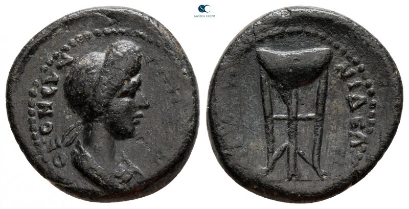 Lydia. Apollonis. Pseudo-autonomous issue AD 79-96. 
Bronze Æ

17 mm, 2,61 g...