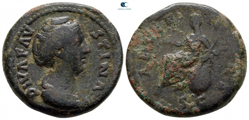 Diva Faustina I AD 140-141. Rome
Dupondius Æ

27 mm, 15,56 g



nearly ve...