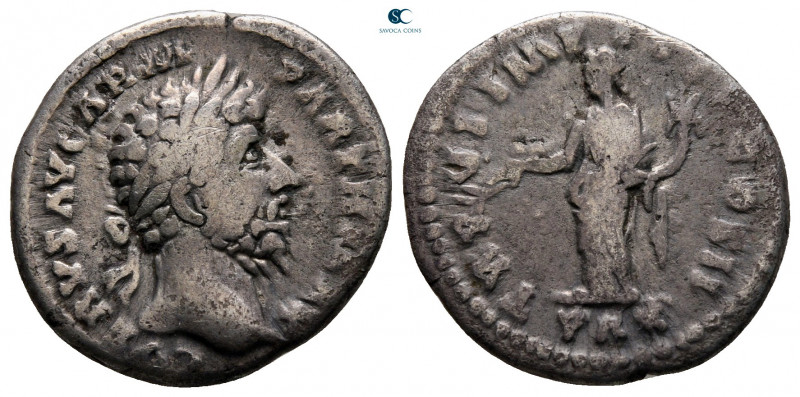 Lucius Verus AD 161-169. Rome
Denarius AR

19 mm, 3,22 g



nearly very f...