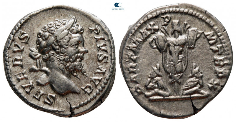 Septimius Severus AD 193-211. Rome
Denarius AR

18 mm, 3,39 g



good ver...