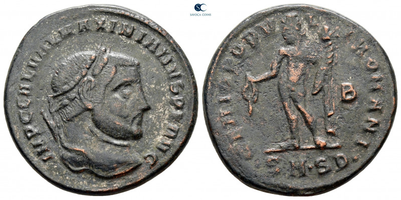 Galerius Maximianus AD 305-311. Serdica
Follis Æ

25 mm, 9,14 g



nearly...