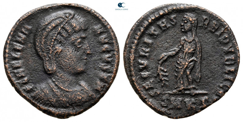 Helena. Augusta AD 324-3230. Cyzicus
Follis Æ

18 mm, 2,32 g



nearly ve...