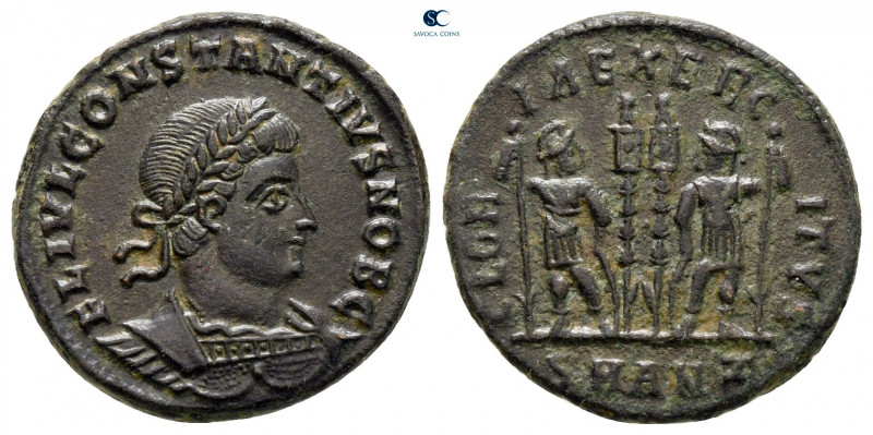 Constantius II, as Caesar AD 337-347. Antioch
Follis Æ

18 mm, 2,63 g



...