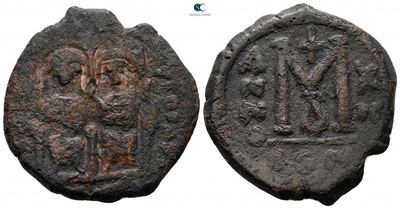 Justin II and Sophia AD 565-578. Constantinople
Follis or 40 Nummi Æ

31 mm, ...