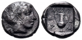 TROAS. Larissa. 4th century BC. Triobol (Silver, 12 mm, 1.96 g, 10 h). Head of nymph to right. Rev. ΛΑΡ-ΙΣ-ΑΙ Amphora within incuse square. Cf. Traité...